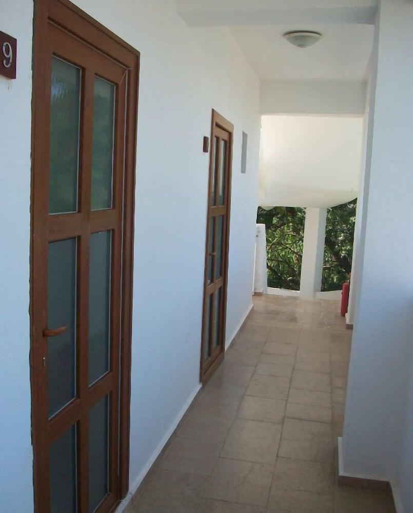 Kriss Otel Ortakent Luaran gambar