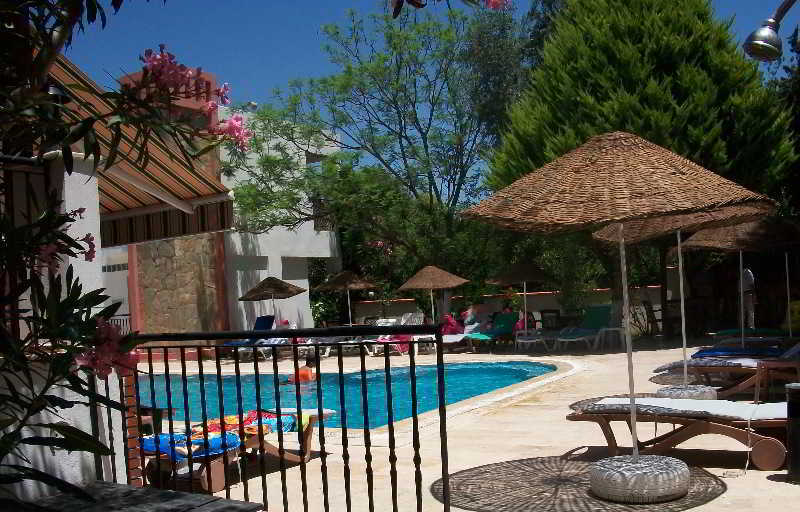 Kriss Otel Ortakent Luaran gambar