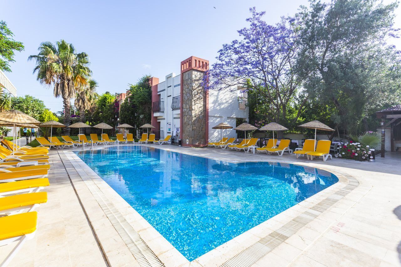 Kriss Otel Ortakent Luaran gambar